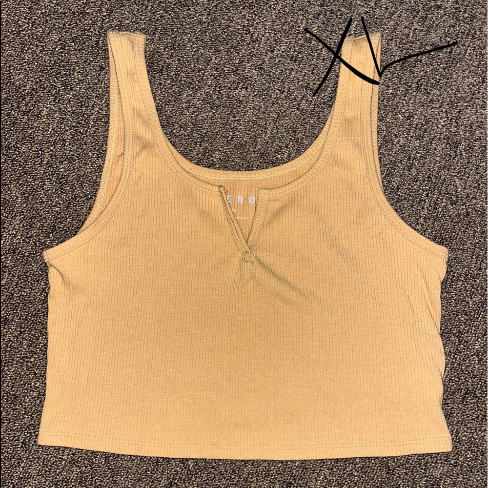 Aeropostale Cropped Tank. Teen XL.